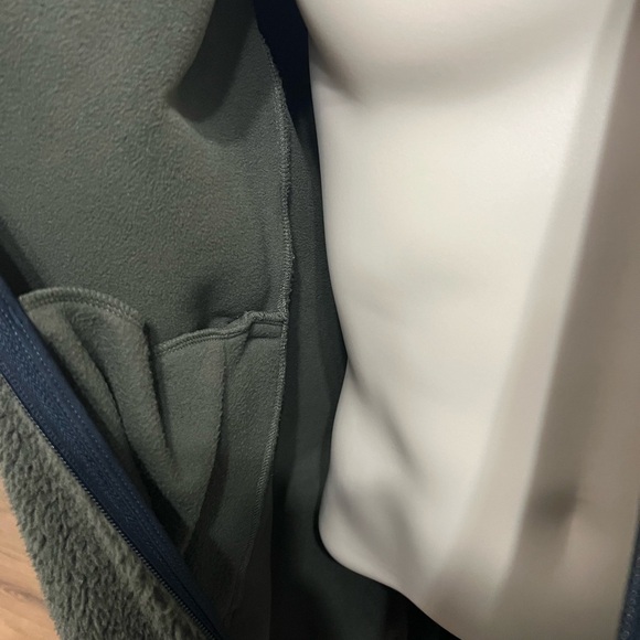 Men’s Uniqlo jacket - Picture 5 of 5